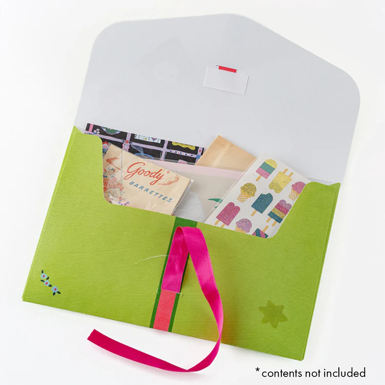 Hobonichi: Yumi Kitagishi White Cat’s Mini Folder - Image 3