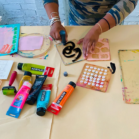 MARK MAKING WITH GELLI PLATES: April 18 with e bond - Image 3