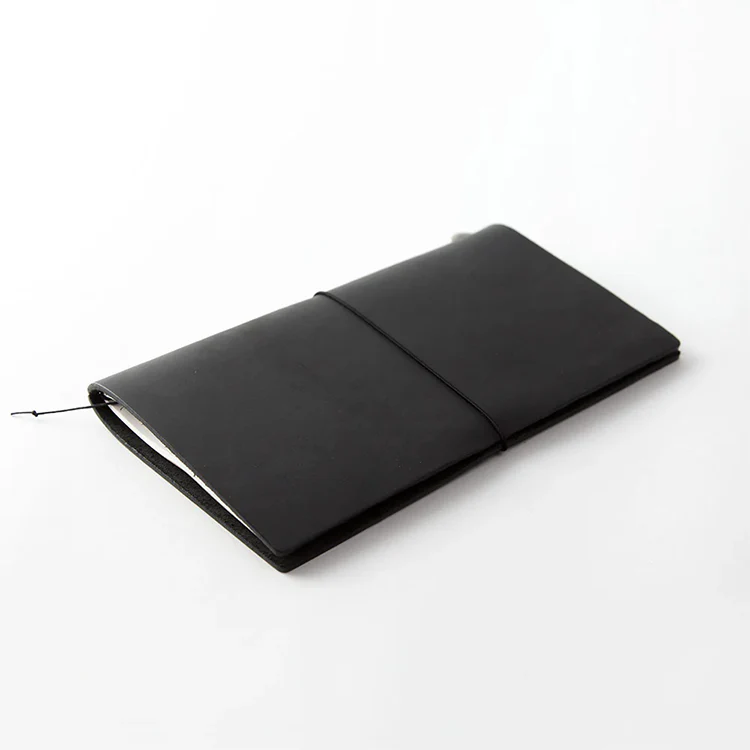 TRAVELER's Notebook Regular Size Black Cover - Image 4