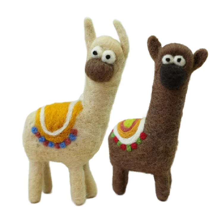 Woolbuddy DIY Llama Felting Kit - Image 2